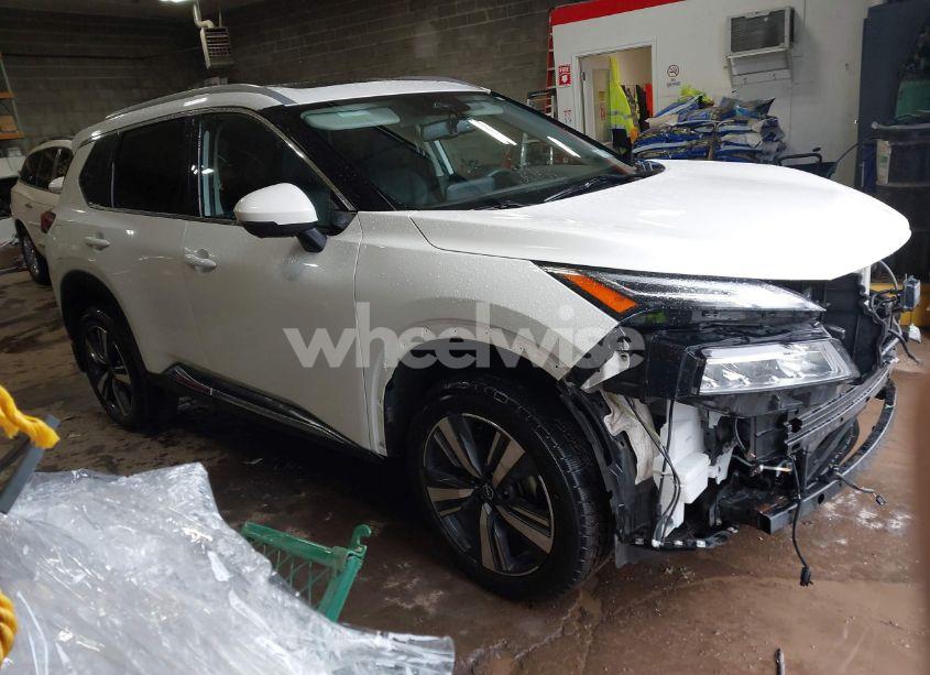 2023 Nissan Rogue PLATINUM INTELLIGENT AWD (VIN JN8BT3DD0PW314242) main photo