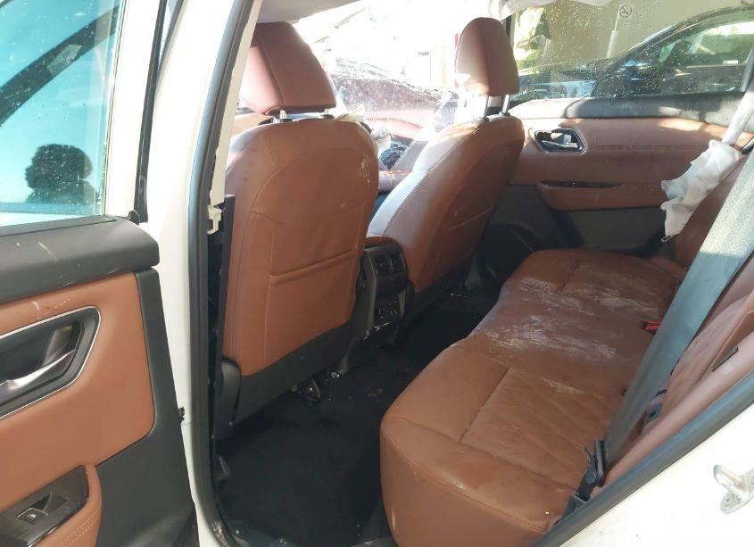 2024 Nissan Rogue PLATINUM INTELLIGENT AWD (VIN JN8BT3DD2RW251146) main photo