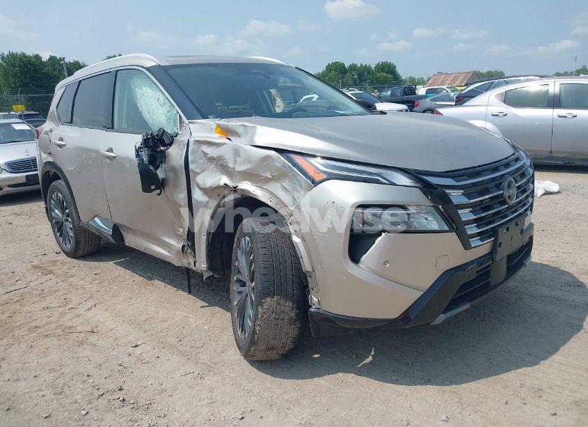 2024 Nissan Rogue PLATINUM INTELLIGENT AWD (VIN JN8BT3DD3RW454076) main photo