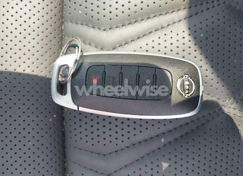 Photo 11 of 2024 Nissan Rogue PLATINUM INTELLIGENT AWD (VIN JN8BT3DD3RW454076)