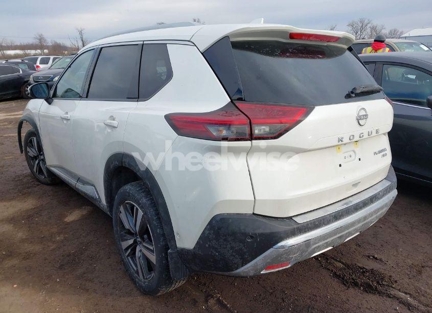 Photo 2 of 2023 Nissan Rogue PLATINUM INTELLIGENT AWD (VIN JN8BT3DD9PW302848)