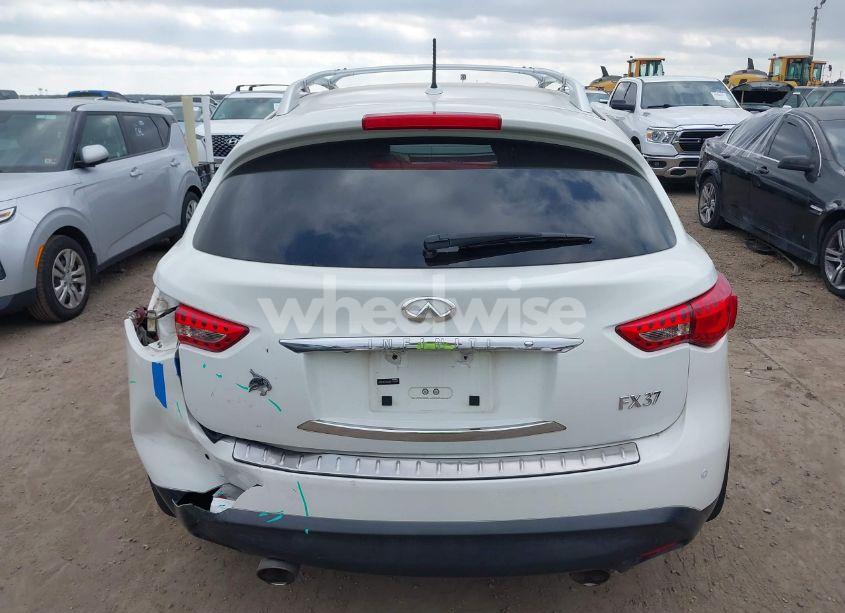 Photo 3 of 2013 Infiniti Fx37 N/A (VIN JN8CS1MU0DM140692)