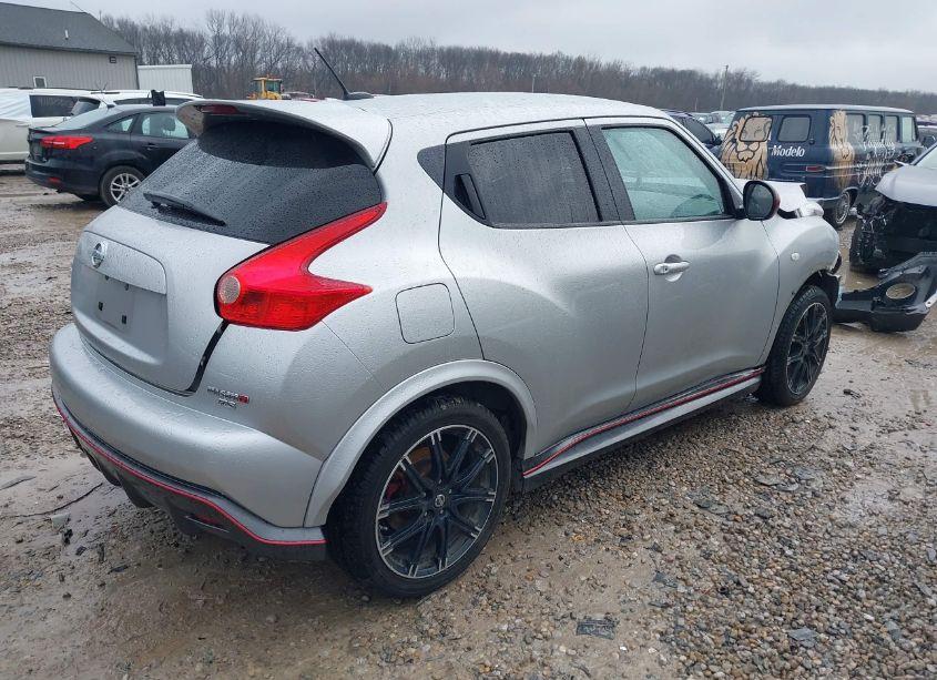 Photo 2 of 2014 Nissan Juke NISMO RS (VIN JN8DF5MV0ET150509)