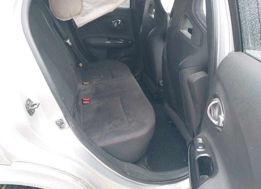Photo 4 of 2014 Nissan Juke NISMO RS (VIN JN8DF5MV0ET150509)