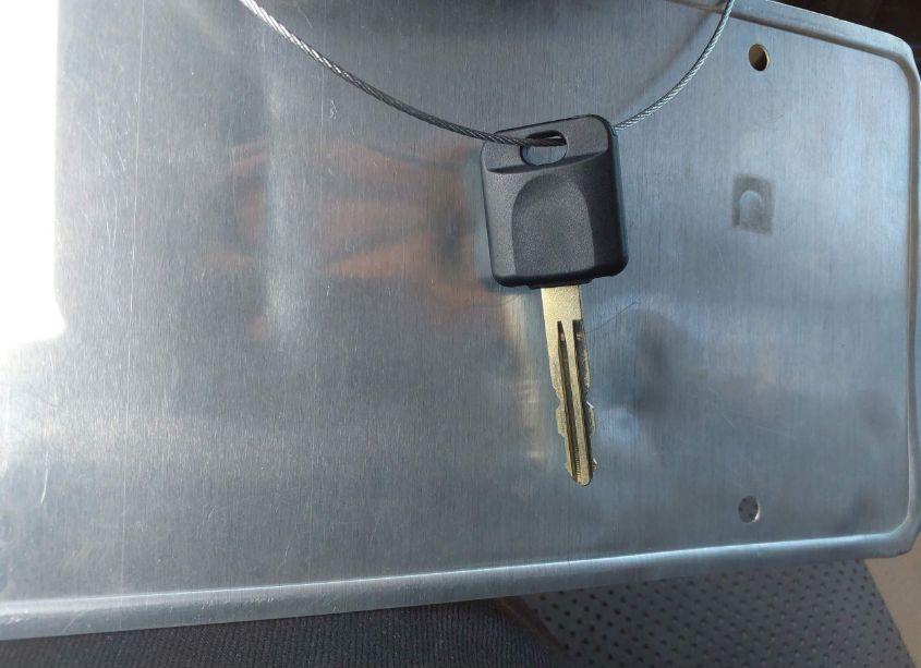 2001 Nissan Pathfinder SE (VIN JN8DR07X61W504629) main photo