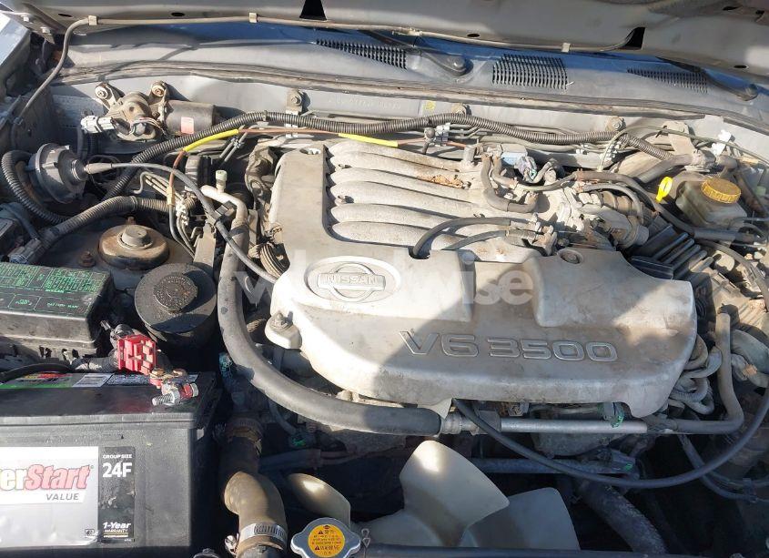 Photo 3 of 2001 Nissan Pathfinder XE (VIN JN8DR07YX1W526920)