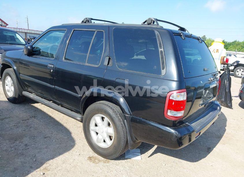 Photo 3 of 2001 Nissan Pathfinder LE (VIN JN8DR09X21W580913)