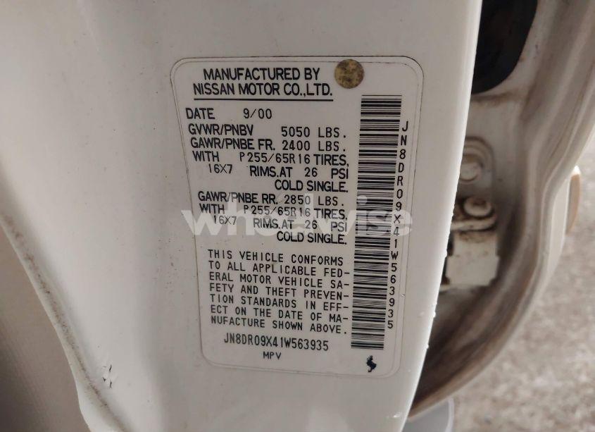 2001 Nissan Pathfinder SE (VIN JN8DR09X41W563935) main photo