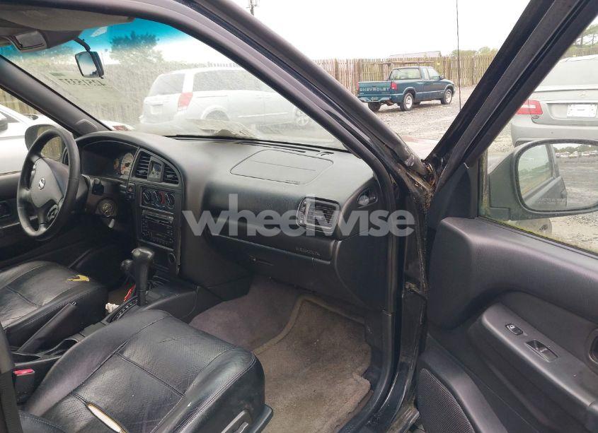 Photo 5 of 2002 Nissan Pathfinder SE (VIN JN8DR09Y02W714795)
