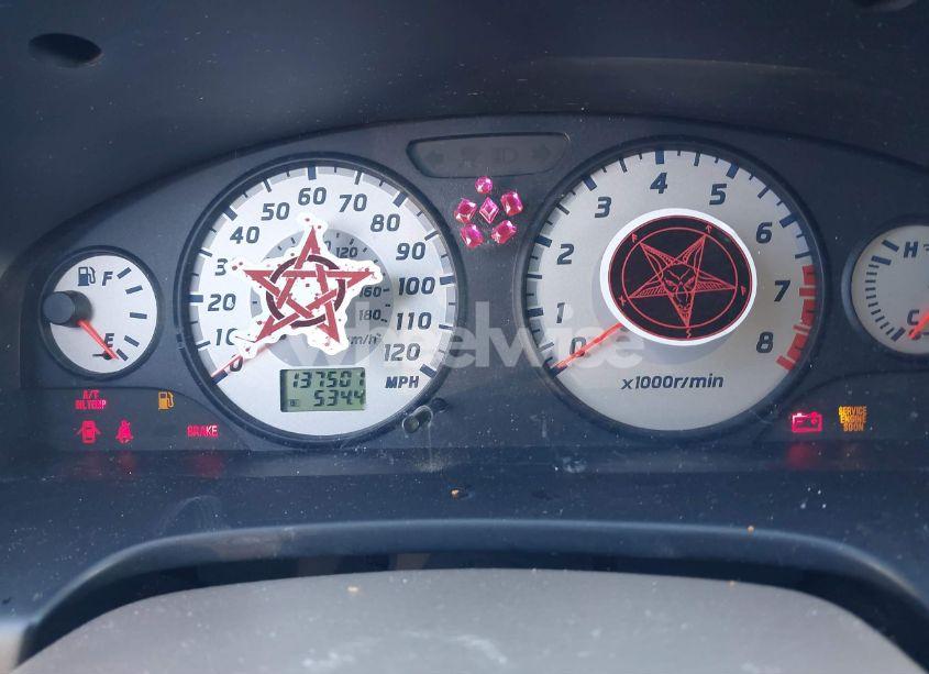 2001 Nissan Pathfinder SE (VIN JN8DR09Y21W610856) main photo