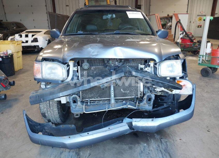 Photo 13 of 2002 Nissan Pathfinder LE (VIN JN8DR09Y32W729940)