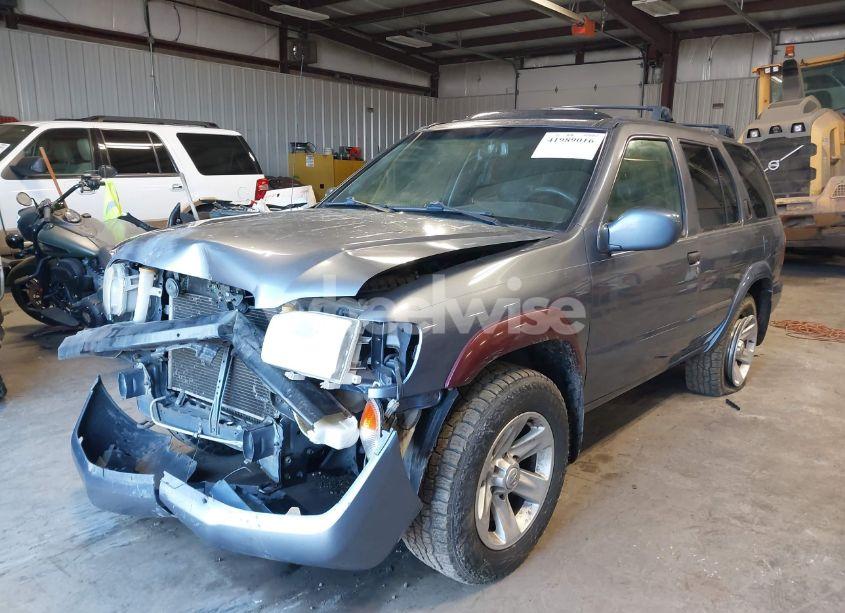 Photo 2 of 2002 Nissan Pathfinder LE (VIN JN8DR09Y32W729940)