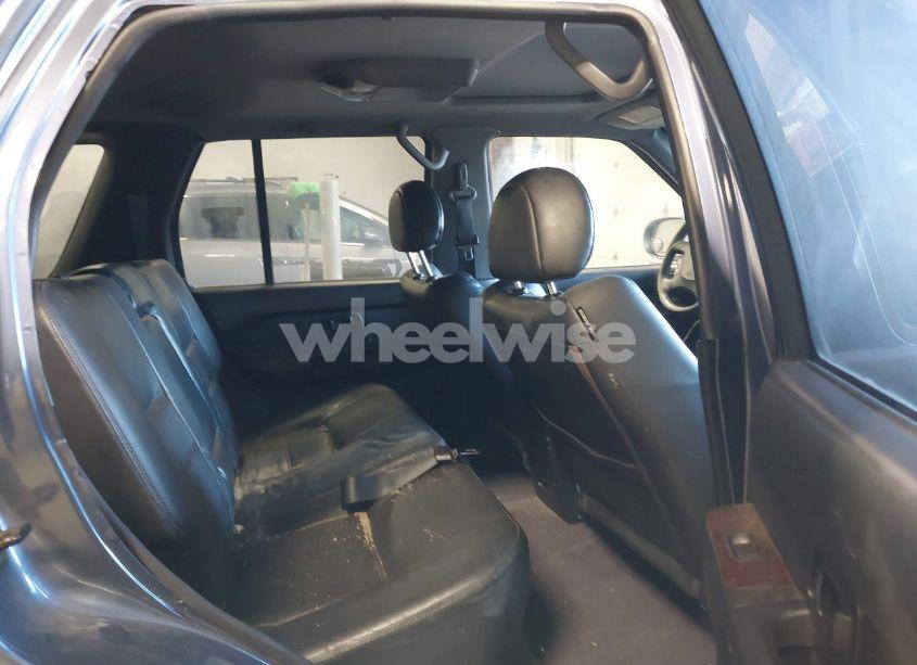 Photo 8 of 2002 Nissan Pathfinder LE (VIN JN8DR09Y32W729940)