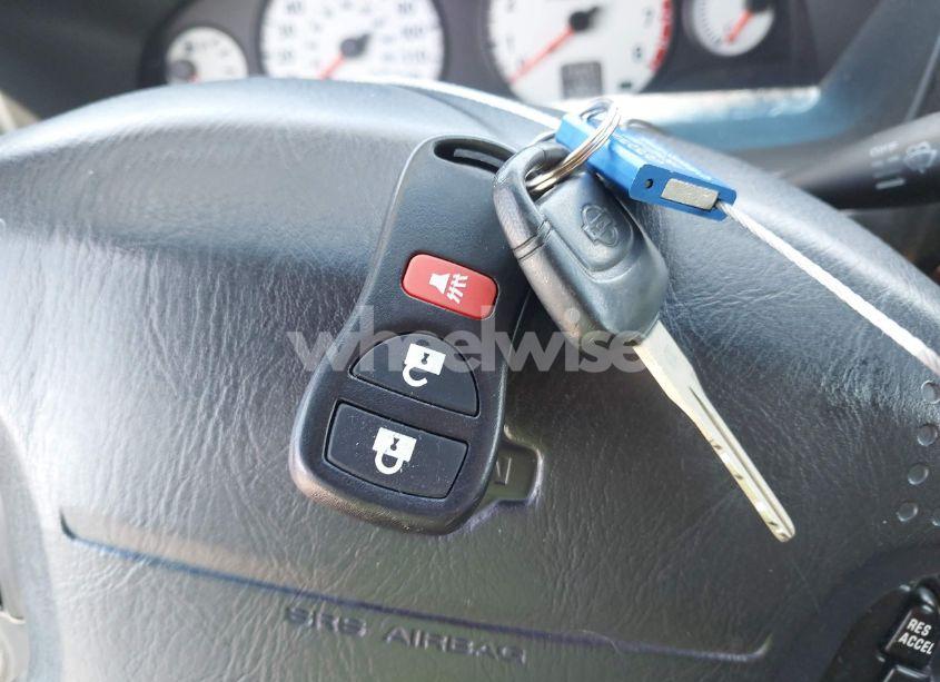 Photo 11 of 2001 Nissan Pathfinder LE (VIN JN8DR09Y51W611984)