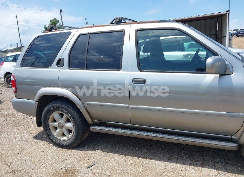 Photo 15 of 2001 Nissan Pathfinder LE (VIN JN8DR09Y51W611984)