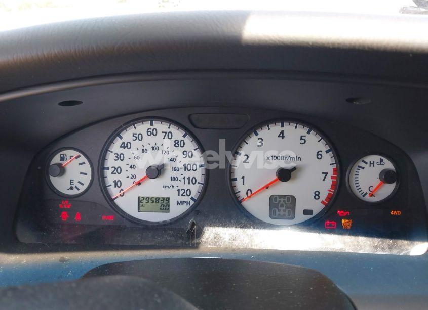 Photo 7 of 2001 Nissan Pathfinder LE (VIN JN8DR09Y51W611984)