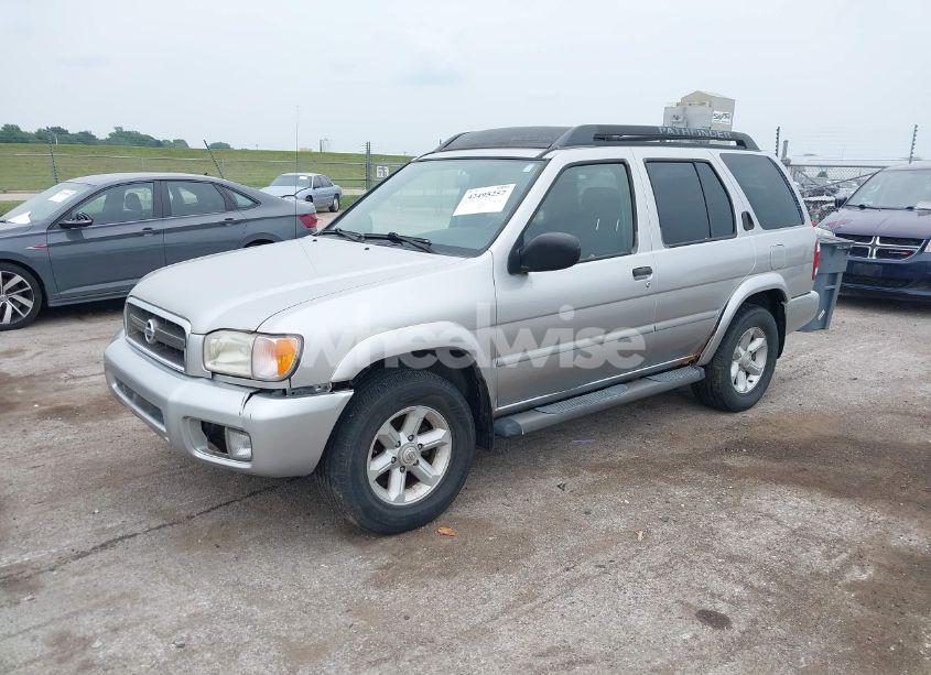 Photo 2 of 2004 Nissan Pathfinder SE (VIN JN8DR09Y64W919489)