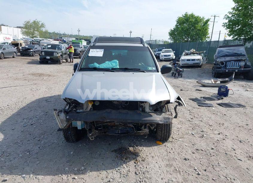 Photo 13 of 2004 Nissan Pathfinder SE (VIN JN8DR09Y84W910356)