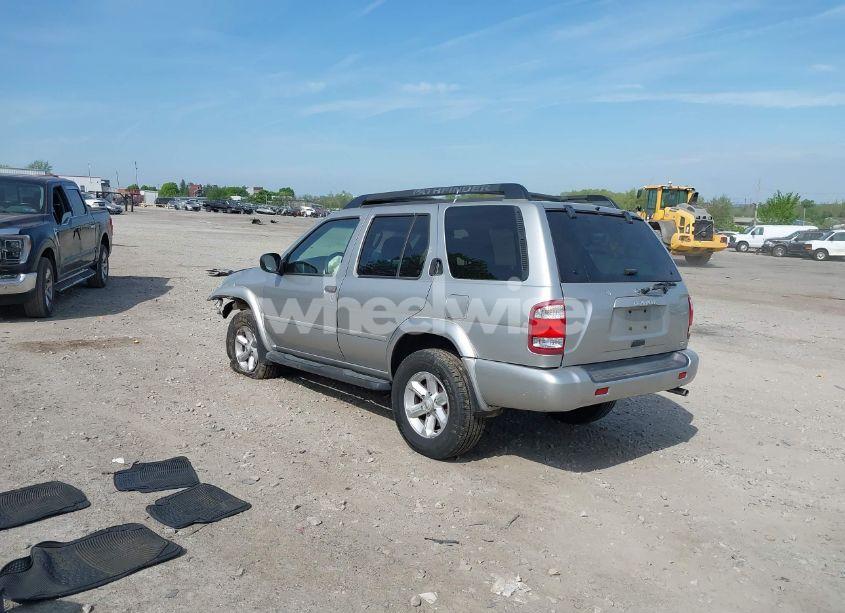 Photo 3 of 2004 Nissan Pathfinder SE (VIN JN8DR09Y84W910356)