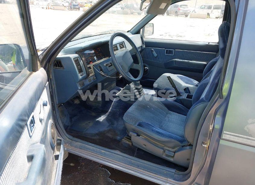 Photo 5 of 1987 Nissan Pathfinder (VIN JN8HD16Y5HW020963)