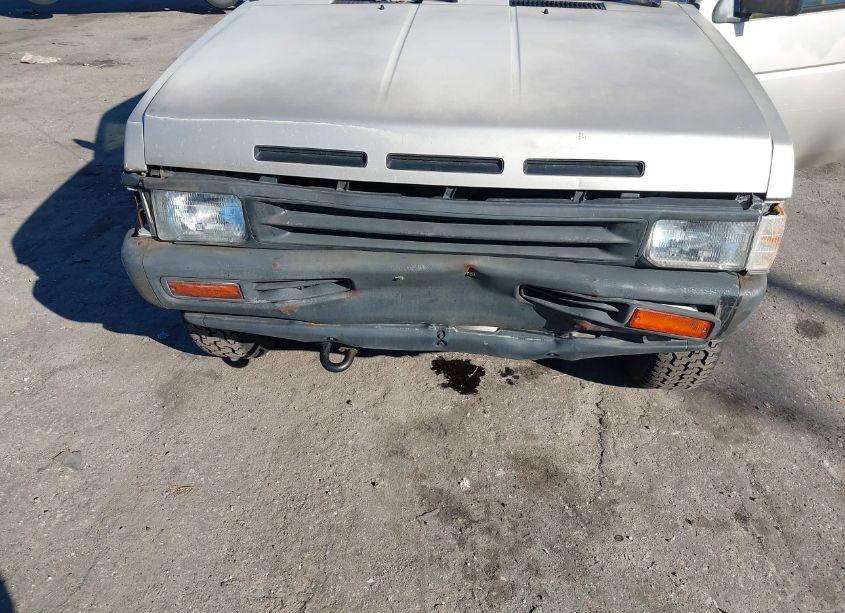 1994 Nissan Pathfinder XE (VIN JN8HD17S5RW200682) main photo