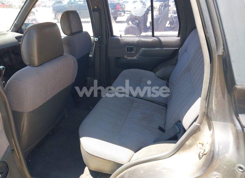 Photo 8 of 1995 Nissan Pathfinder XE/LE (VIN JN8HD17SXSW032026)