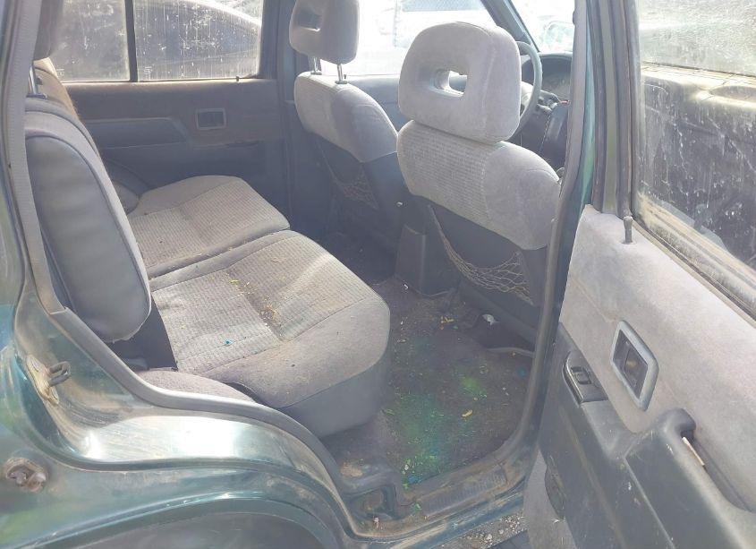 1995 Nissan Pathfinder LE/SE/XE (VIN JN8HD17Y4SW075457) main photo