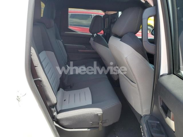 Photo 2 of 2024 TOYOTA TACOMA DOUBLE CAB (VIN JNKBV61E37M728128)