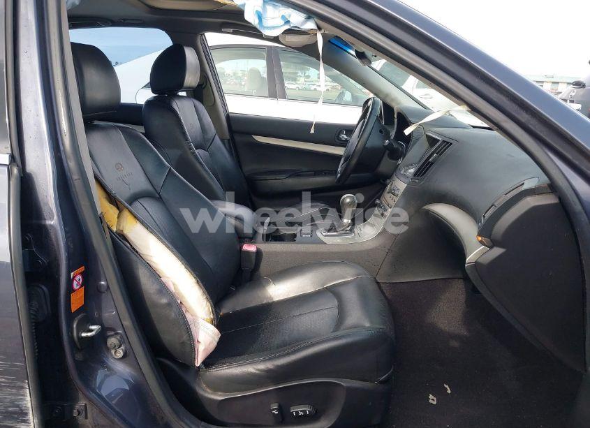 Photo 5 of 2008 Infiniti G35 JOURNEY (VIN JNKBV61E48M223023)