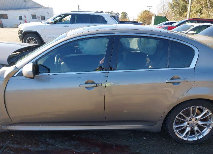 Photo 2 of 2008 Infiniti G35 JOURNEY (VIN JNKBV61E58M200625)