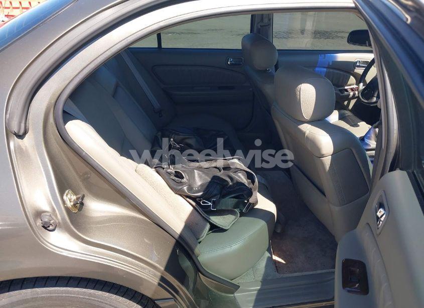 Photo 8 of 1998 Infiniti I30 STANDARD/TOURING (VIN JNKCA21A2WT617242)