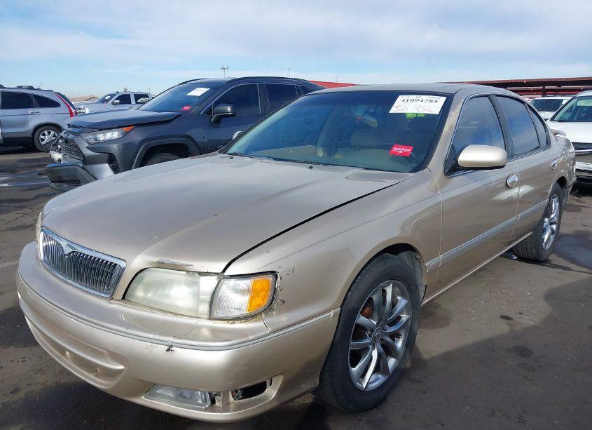 1998 Infiniti I30 STANDARD/TOURING (VIN JNKCA21A7WT618208) main photo