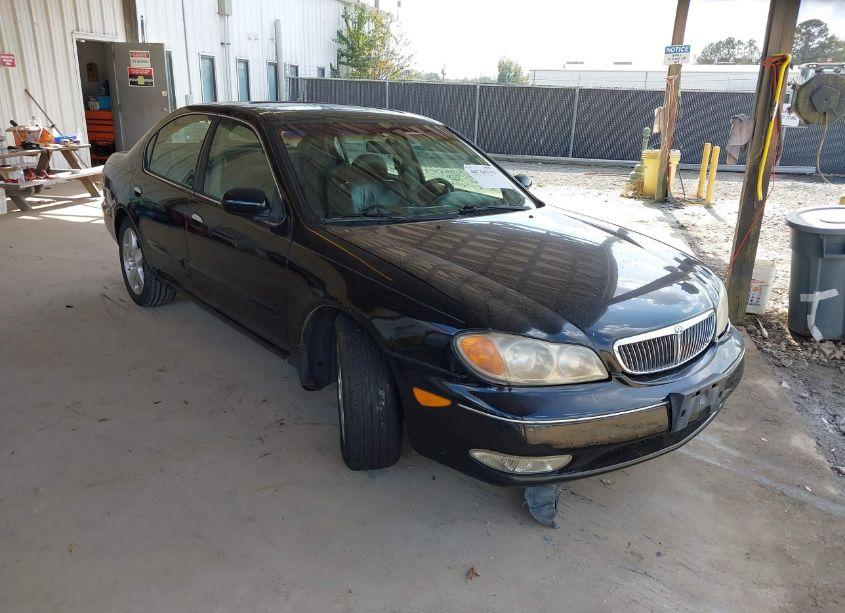 2000 Infiniti I30 LUXURY/TOURING (VIN JNKCA31A5YT125023) main photo