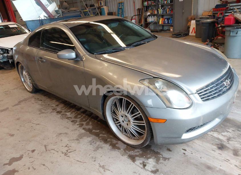 2004 Infiniti G35 (VIN JNKCV54E14M824345) main photo