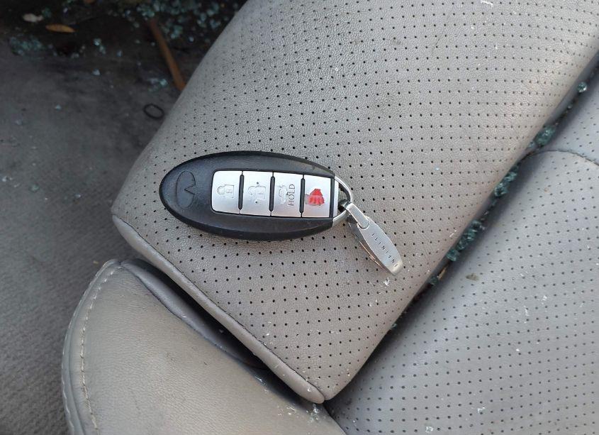 Photo 3 of 2009 Infiniti G37x (VIN JNKCV61F09M362385)