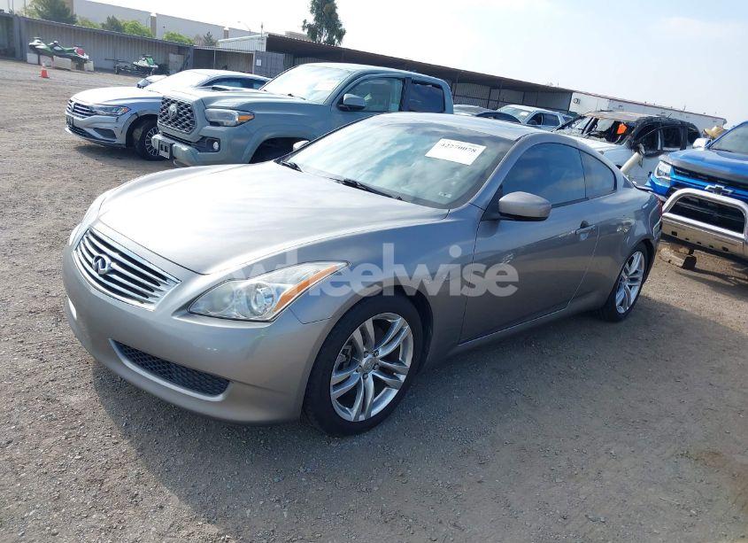 Photo 2 of 2008 Infiniti G37 JOURNEY (VIN JNKCV64E18M125048)