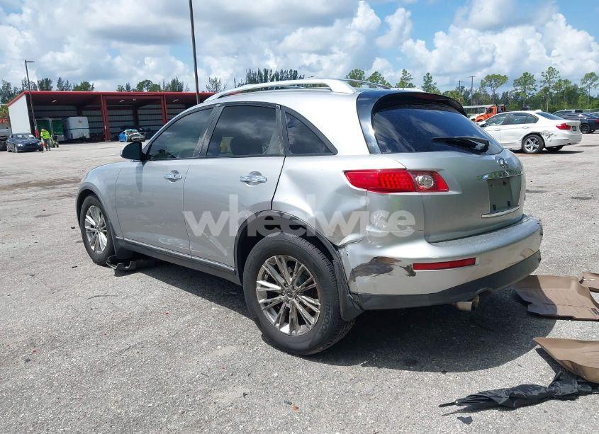 Photo 3 of 2005 Infiniti Fx35 N/A (VIN JNRAS08W85X210612)