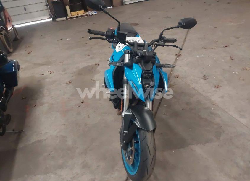 Photo 5 of 2023 Suzuki Gsx800 R (VIN JS1EM11B6P7100017)