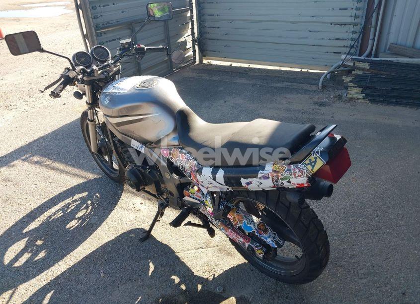 Photo 3 of 1996 Suzuki Gs500 E (VIN JS1GM51A1T2101221)