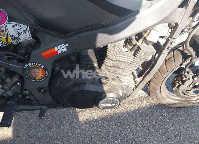 Photo 8 of 1996 Suzuki Gs500 E (VIN JS1GM51A1T2101221)