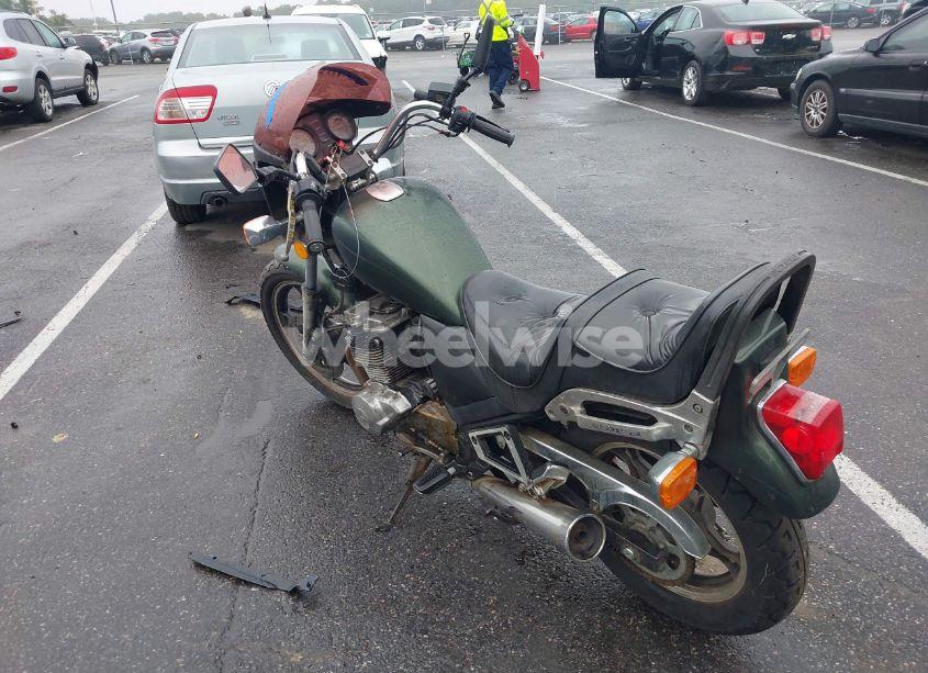 Photo 3 of 1986 Suzuki Gs550 L (VIN JS1GN72LXG2100969)