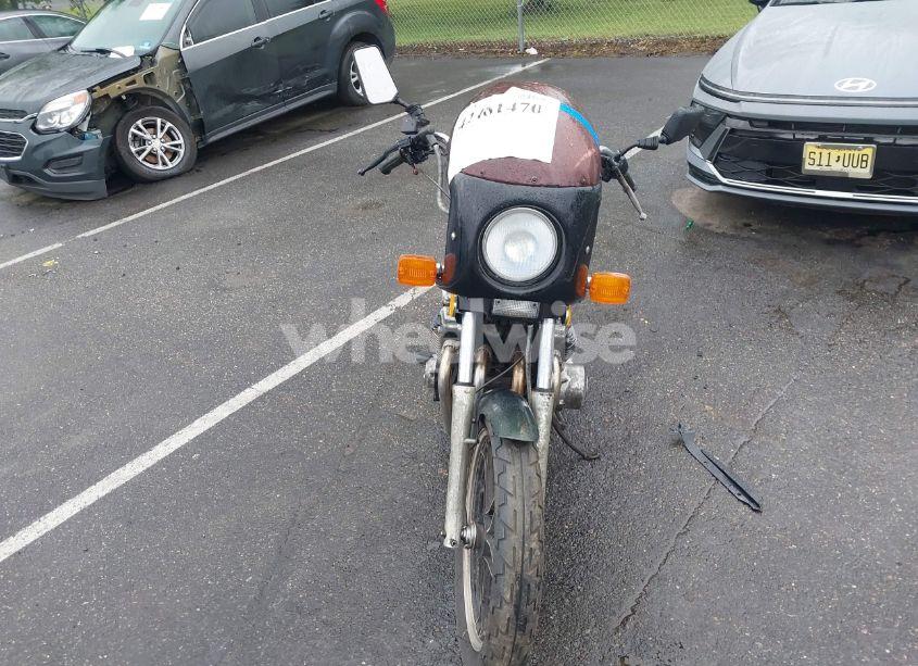 Photo 5 of 1986 Suzuki Gs550 L (VIN JS1GN72LXG2100969)