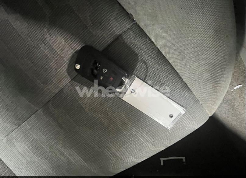 Photo 11 of 2013 Chevrolet Volt (VIN JS1GN7DA762******)