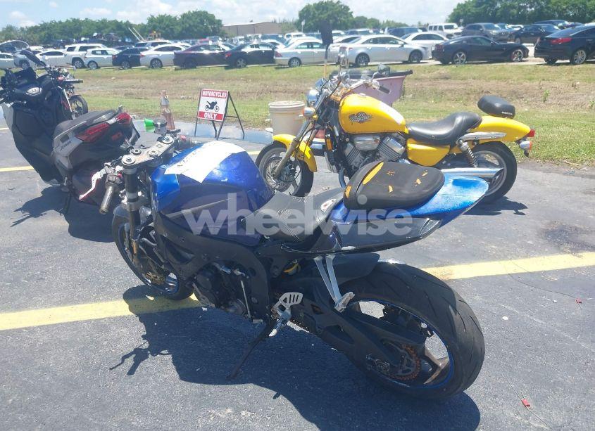 Photo 3 of 2006 Suzuki Gsx-r600 K6 (VIN JS1GN7DA762109803)