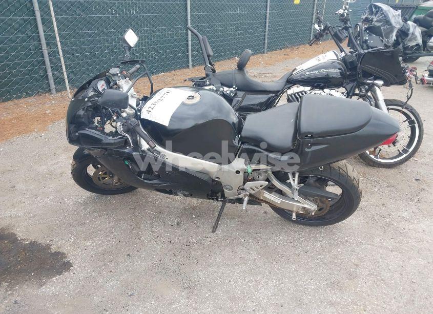 Photo 12 of 1998 Suzuki Gsx-r750 (VIN JS1GR7DAXW2102266)