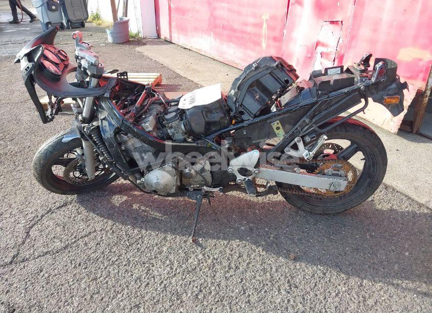 Photo 9 of 2005 Suzuki Gsx750 F (VIN JS1GR7GA452100586)