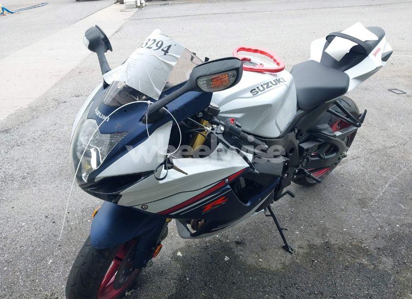 Photo 2 of 2024 Suzuki Gsx-r750 (VIN JS1GR7MA4R7100455)