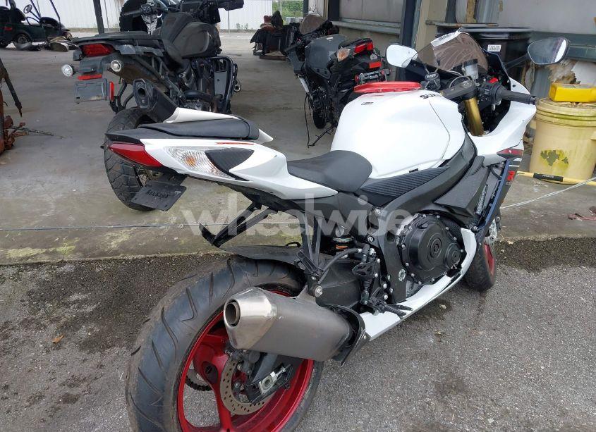 Photo 4 of 2024 Suzuki Gsx-r750 (VIN JS1GR7MA4R7100455)