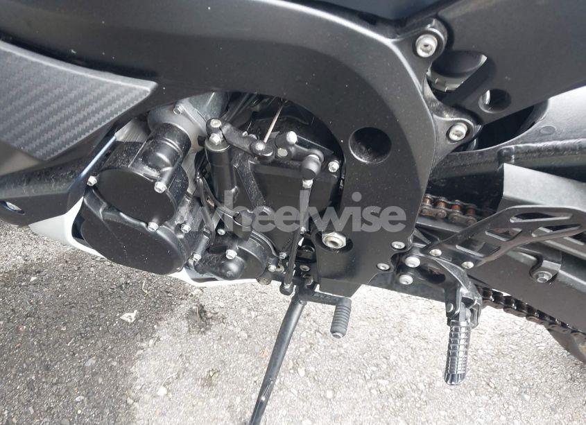 Photo 9 of 2024 Suzuki Gsx-r750 (VIN JS1GR7MA4R7100455)