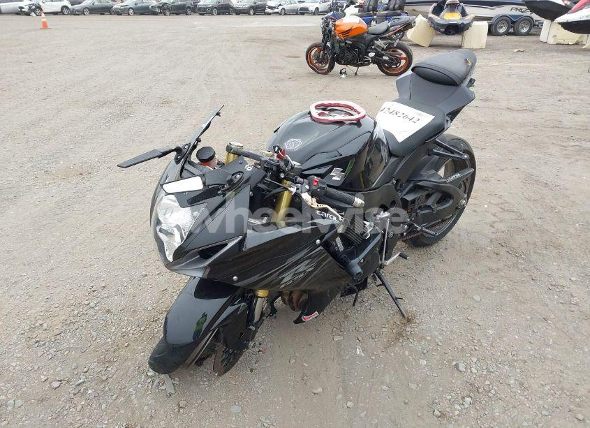 Photo 2 of 2011 Suzuki Gsx750 (VIN JS1GR7MA5B2104808)